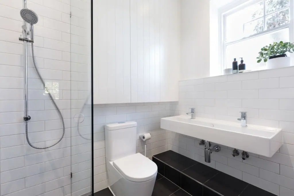 Tiled shower recess with a glass screen, Canberra home